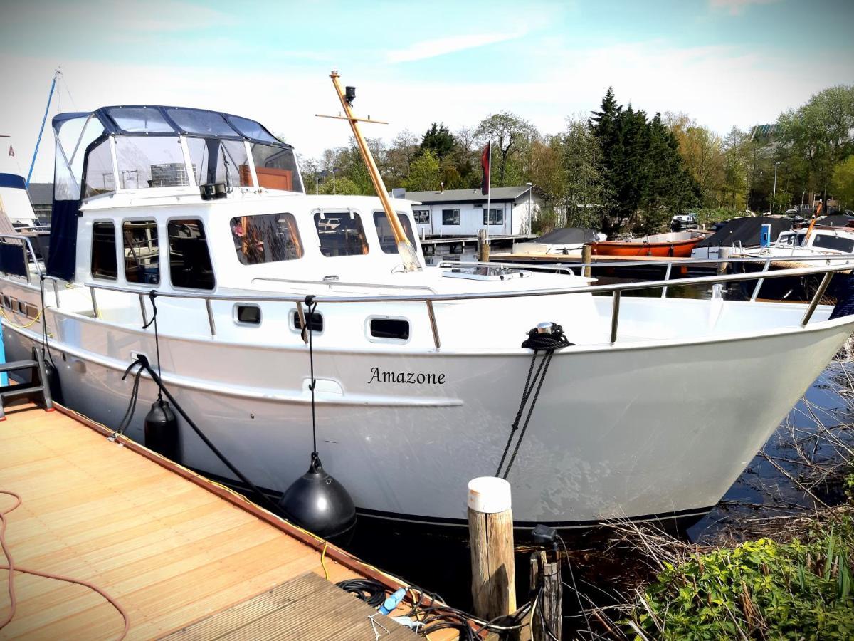 Hotel Motor Yacht Amazone à Amsterdam Extérieur photo