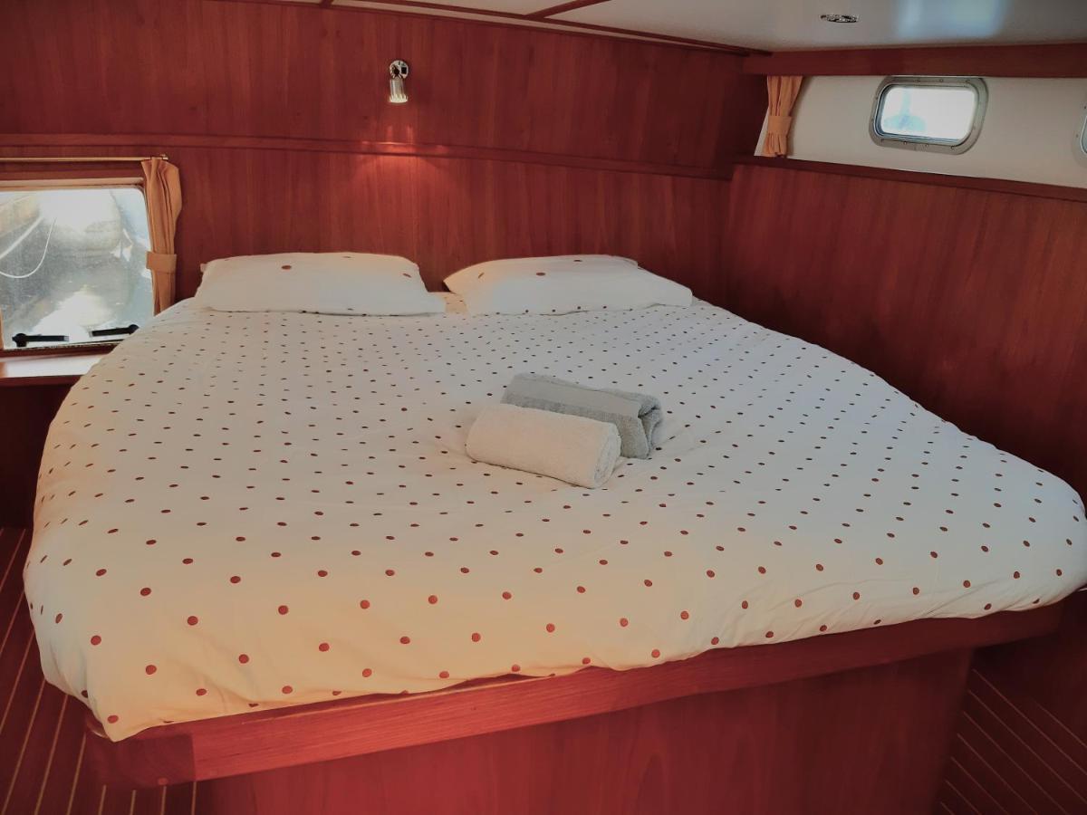 Hotel Motor Yacht Amazone à Amsterdam Extérieur photo