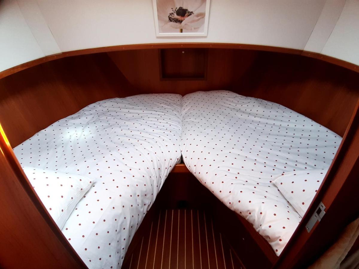 Hotel Motor Yacht Amazone à Amsterdam Extérieur photo